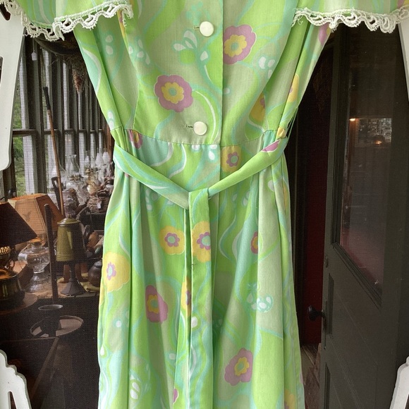 Vintage cottage style dress size12 - Picture 8 of 12